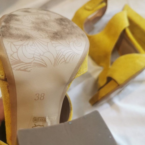 Women's heeled sandals used, size 38, yellow