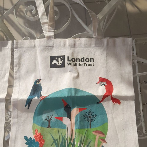 London Wildlife Trust shoulder bags new, set of two, white with designs