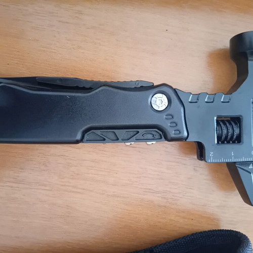 Steel multitool 16 tools in 1 new
