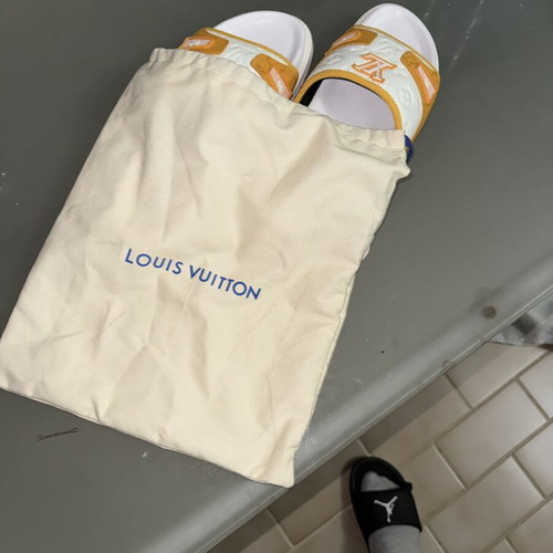 LV x NBA slippers like new, size 43, white and orange