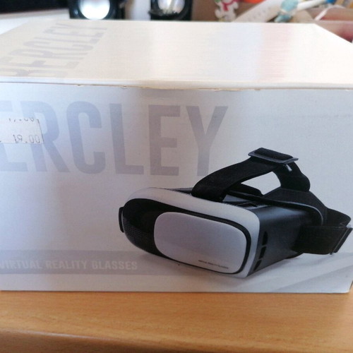 Bersley Virtual Reality Glasses for Mobile.