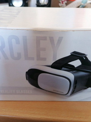 Bersley Virtual Reality Glasses for Mobile.
