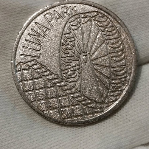 Luna Park token used, retro