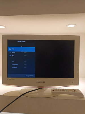 Samsung 19" телевизор, бял, напълно функционален