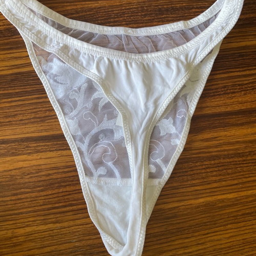 Playtex string new unworn size M