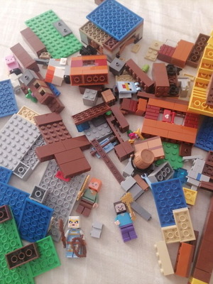 Lego Minecraft Το Σπιτάκι της Φάρμας 21144 καινούργιο, μη πλήρες