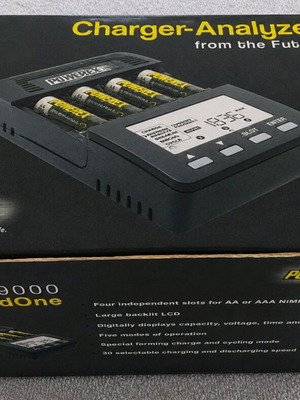 Powerex MH-C9000 φορτιστής-αναλυτής σαν καινούργιο, 4 θέσεων NiMH/NiCd