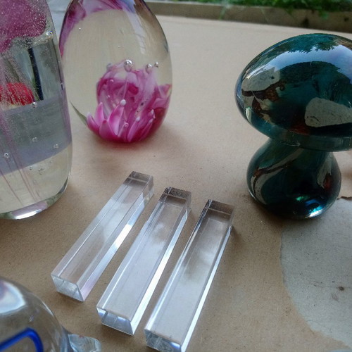 Paperweight collection 100, old antiques and newer Murano, Saint Louis, Baccarat
