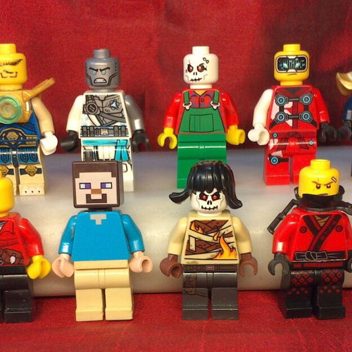 Lego 122 figures like new