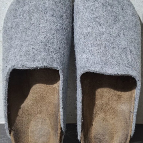 Birkenstock Amsterdam clogs, light gray wool felt, size 37