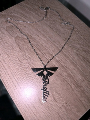 The Last Of Us Fireflies Necklace new, metal pendant with chain