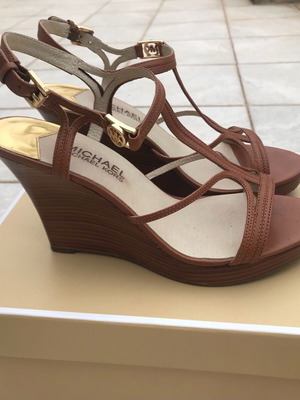 Πλατφόρμες Michael Kors σαν καινούργιες, δέρμα, νούμερο 38, καφέ
