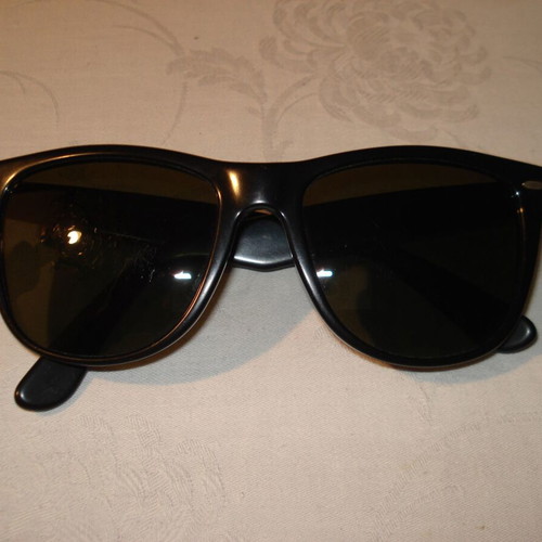 Ray-Ban Wayfarer 2 sunglasses used, original vintage