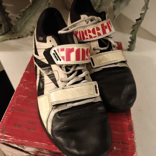 Reebok CrossFit Lifter Plus shoes like new, black and white, size 44.5