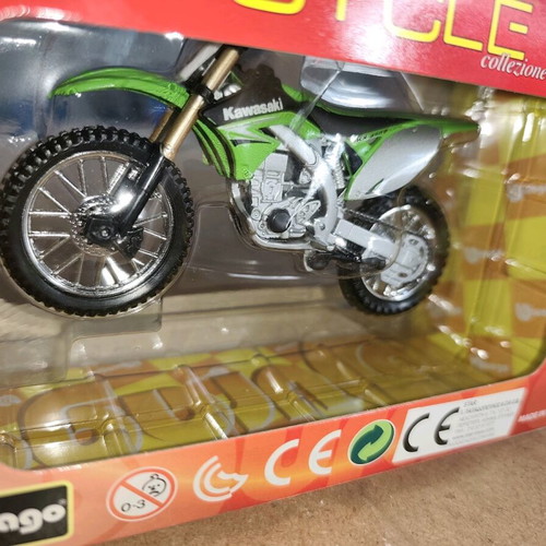 Bburago miniature motorcycle Kawasaki KX450F 1:18 scale new sealed