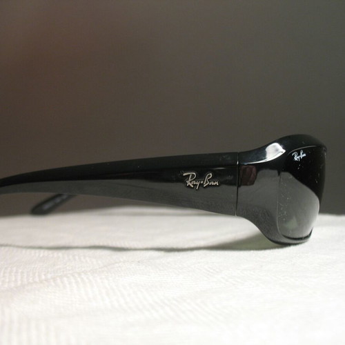 Ray Ban RB4121 men's sunglasses black, like new