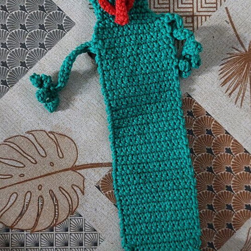 Frog bookmark new knitted funny