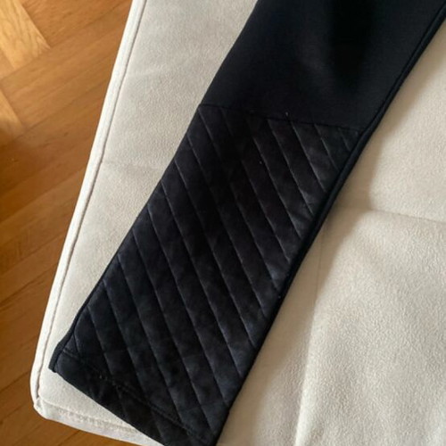 Fracomina black quilted leggings, size S