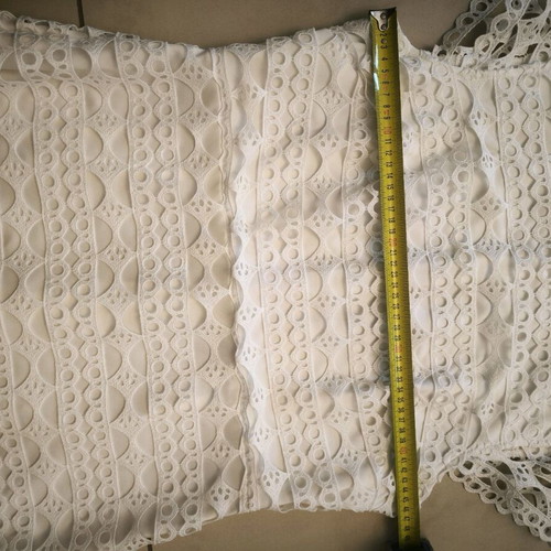 H&M white dress size L like new with zipper