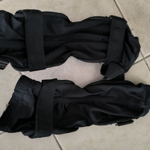 TSG Wave elbow pads for skateboard and rollers