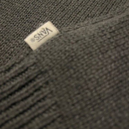 Vans knitted sweater like new, size M, black and gray