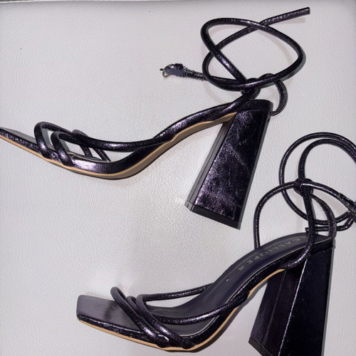 Calliope purple heeled sandals like new, size 36