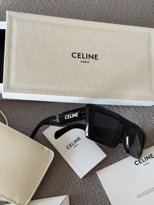 Celine γυαλιά ηλίου σαν καινούργια, μαύρα με αρχική συσκευασία