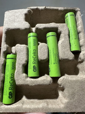 Rechargeable AAA batteries, pack of 4, 950mAh
