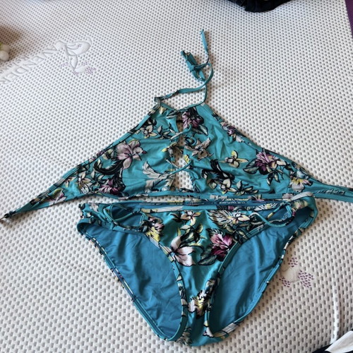 Turquoise bikini swimsuit, size L / 40 / 12