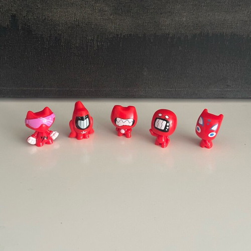 Gogo’s Crazy Bones red monsters set of 5 collectible figures like new