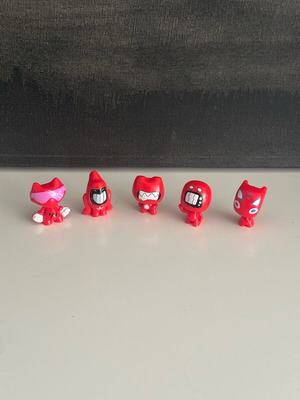 Gogo’s Crazy Bones κόκκινα τέρατα σετ 5 συλλεκτικές φιγούρες σαν καινούργιο