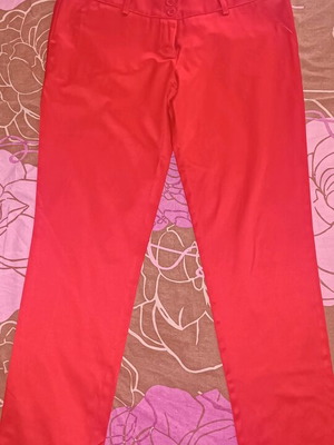 Cigarette pants red large like new, satin quality