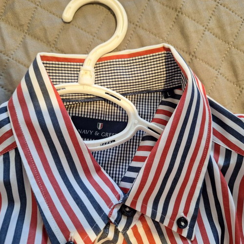 Navy & Green men's checked shirt size large like new