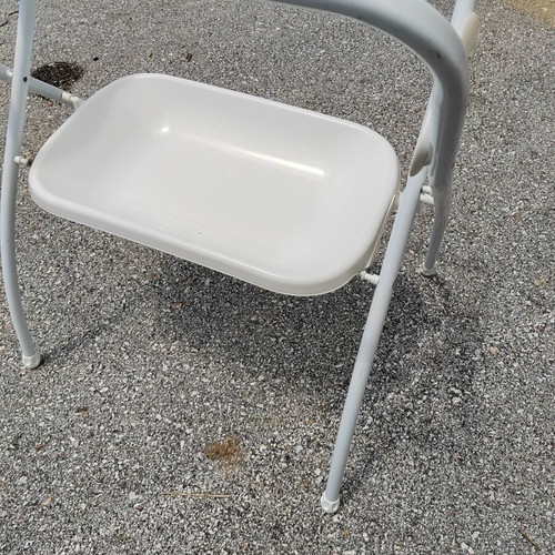 Cam Kit Bagno Baby Bath Set used with folding aluminum base and shelf