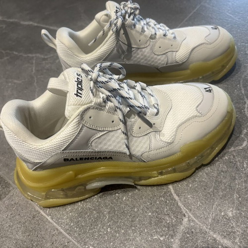 Balenciaga Triple S sneakers size 41, white