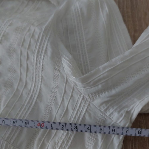 Women's white shirt size M like new