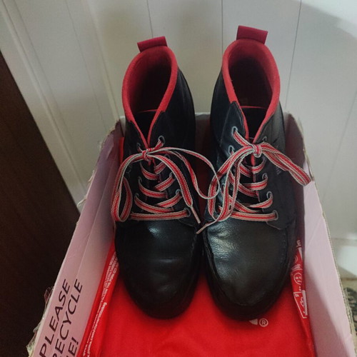 Puma men's black and red boots used with original carry bag