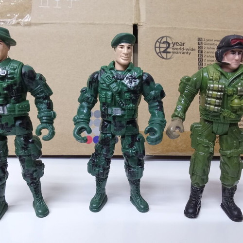 Soldier Force action figures set with assault boat, used