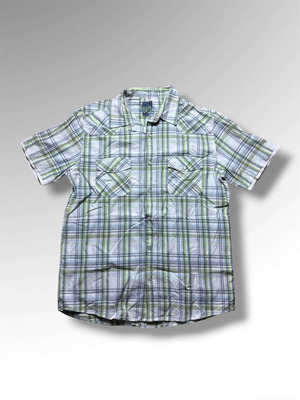 Urban Spirit men's short-sleeve shirt Large like new, white and green