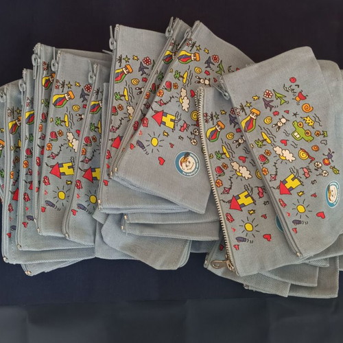 Pencil cases new, pack of 30 pieces