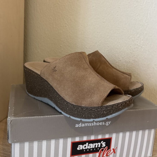 Adam's Shoes Flex Leather Platforms size 37 new, brown