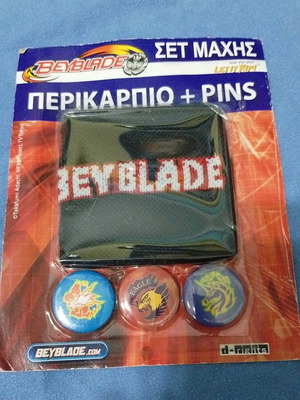 Beyblade wristband and pins new