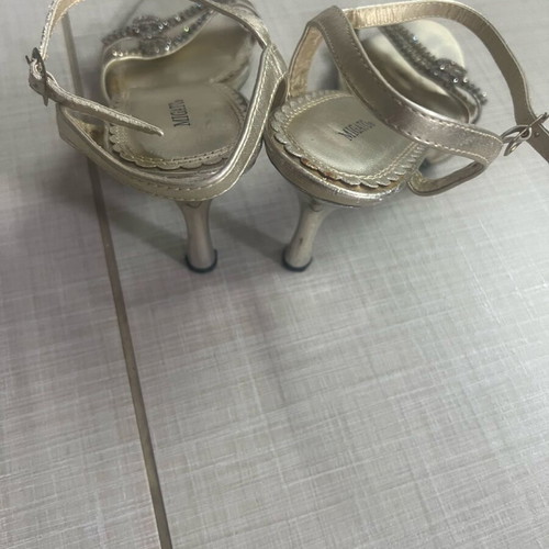 Sandals like new, size 38, black and gold