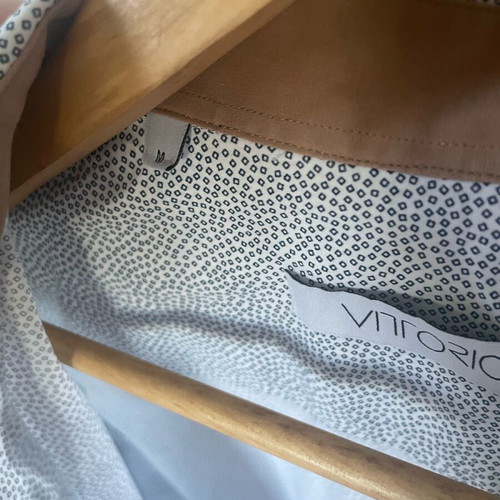 Vittorio men's shirt like new, size M, black and white