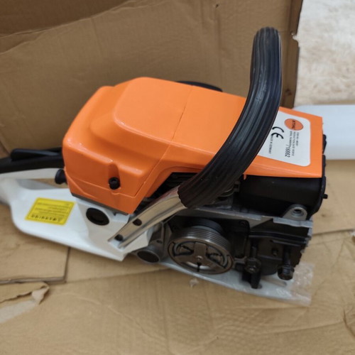 Chainsaw new, unused