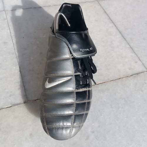 Nike Total 90 II football shoes 2002 mint condition, black and grey