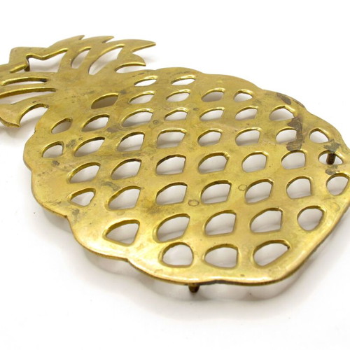 Vintage brass pineapple trivet 1970s 20.3 cm