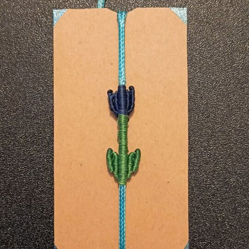 Handmade macrame tulip bracelet new, blue and green