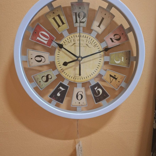Wall clock analog new, 30 cm diameter