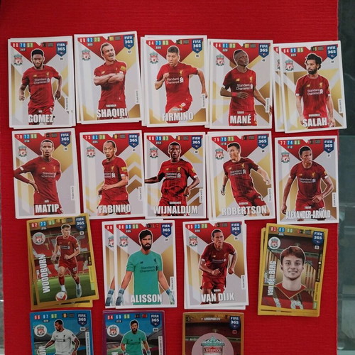 2020 FIFA Panini 365 Adrenalyn Liverpool like new